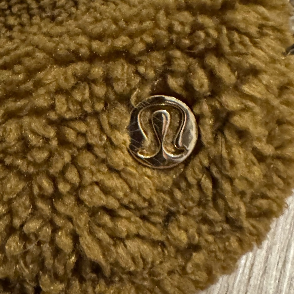 lululemon Sherpa everywhere belt bag - Picture 9 of 10